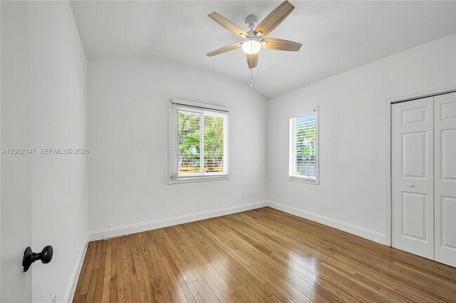 Building Photo - 429 NE 73rd St