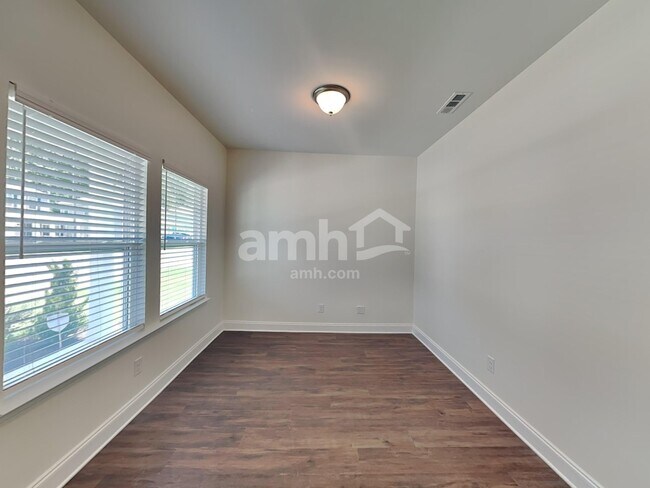 Building Photo - 5964 Hagar Vly Dr