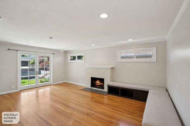 Building Photo - Spacious Home with Detached 1 bed 1 bath ADU in Los Altos!