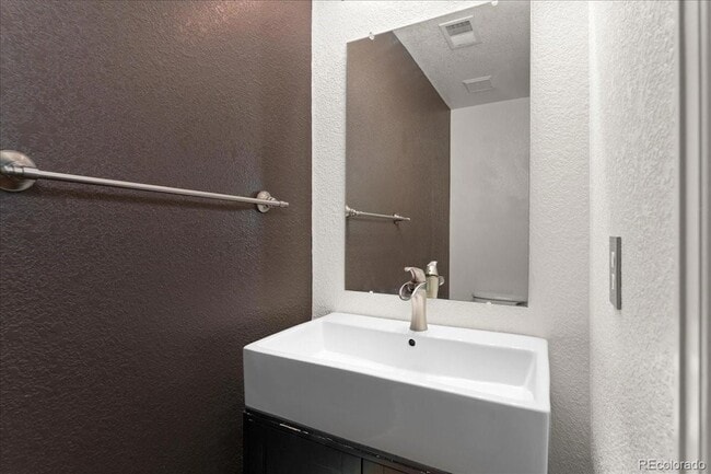 Building Photo - 9811 Marmot Ridge Cir
