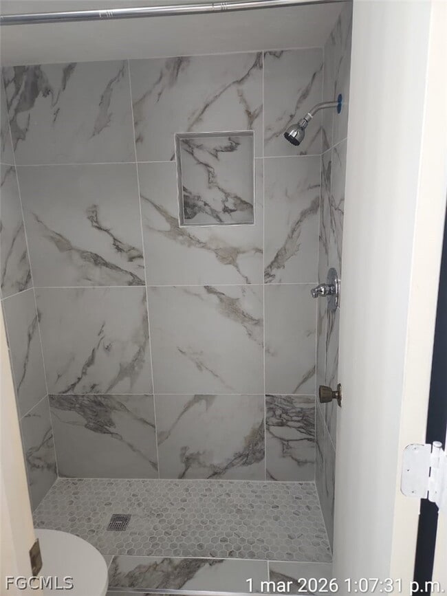 Building Photo - 1604 Ridgecrest St