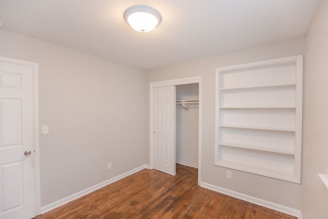 Building Photo - 9275 Hickory St