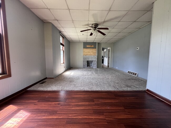 Building Photo - 2301 Hamill Ave