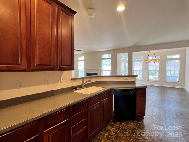Building Photo - 132 Cypress Landing Dr