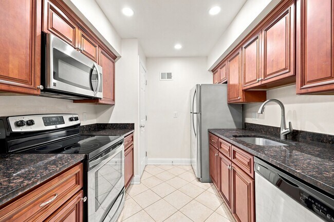 Building Photo - 104 Turtle Creek Rd