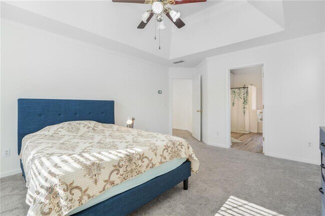 Building Photo - 812 Pinder Point Ct