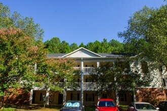 Building Photo - 2900 Trailwood Pines Ln