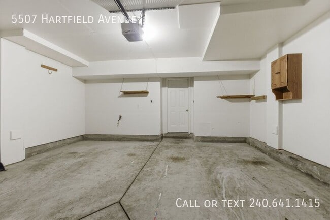 Building Photo - 5507 Hartfield Ave