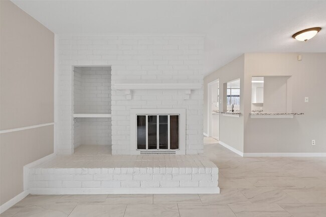 Building Photo - 10510 Overview Dr