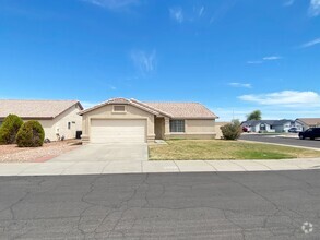 Building Photo - Corner Lot Property 3 bedroom 2 Bath