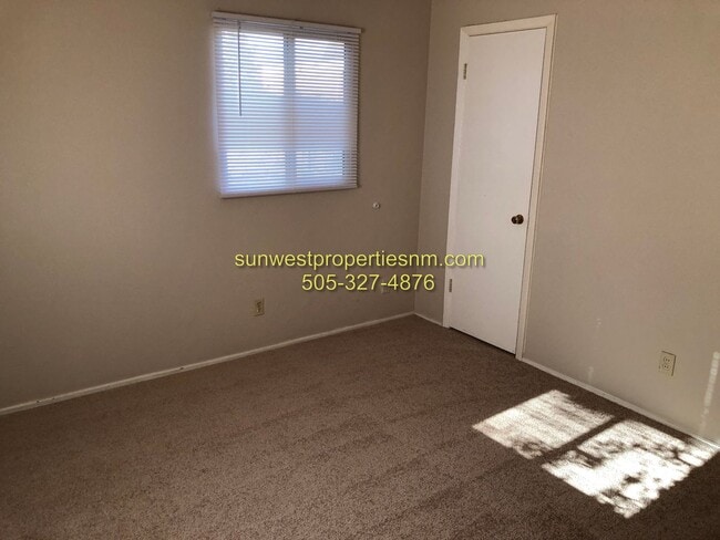 Building Photo - 3 Bedroom, 2 Bath, 1 Car Garage with Fence...