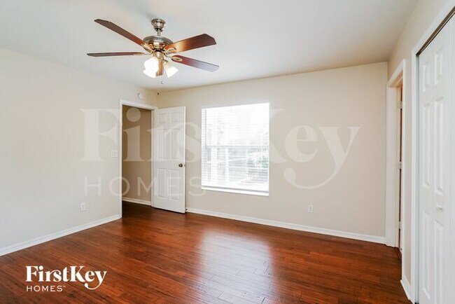 Building Photo - 17389 Kentucky Rd