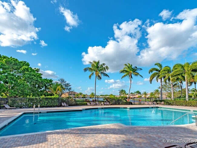 Building Photo - 716 Juniper Ln