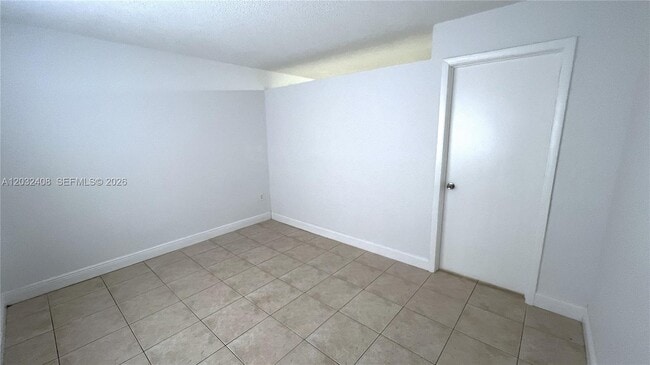 Building Photo - 505 NW 177th St