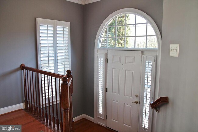 Building Photo - 3335 Wilton Crest Ct