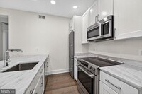 Building Photo - 1412 Chapin St NW