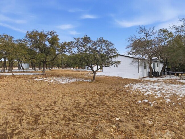 Building Photo - 931 Sycamore Creek Dr