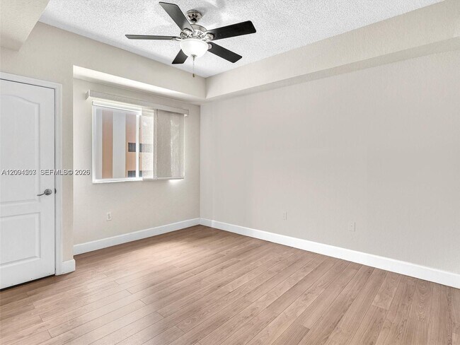 Building Photo - 6001 SW 70th St