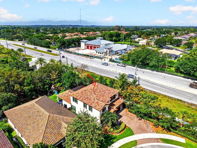 Building Photo - 9062 Gulf Cove Dr