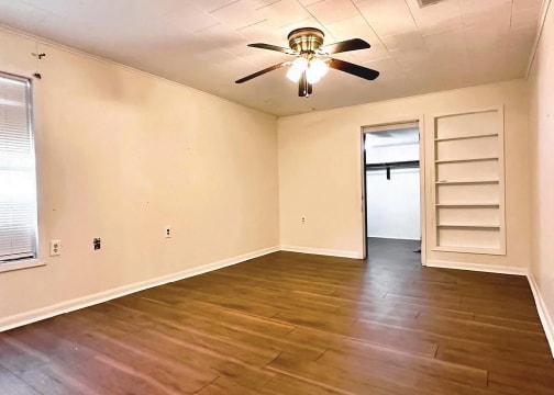 Building Photo - 309 W Mimosa Dr