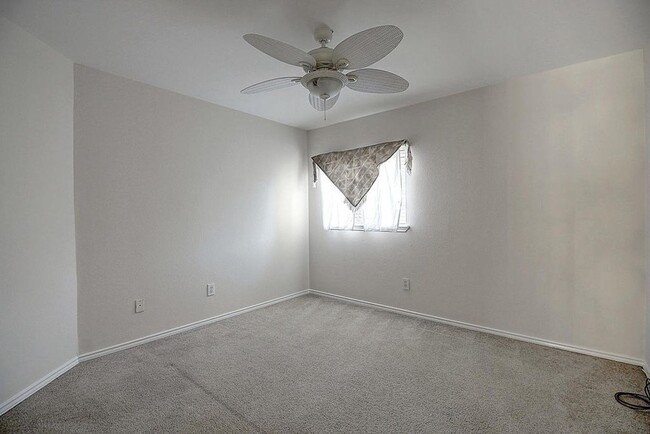 Building Photo - 5101 Cavendish Dr