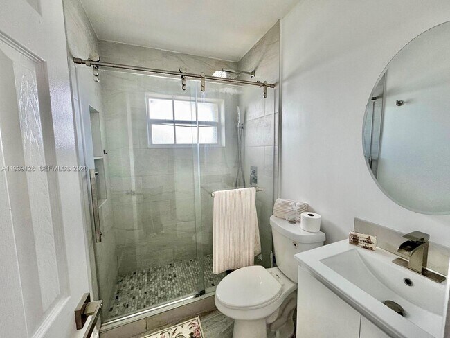 Building Photo - 19122 NW 36th Ave