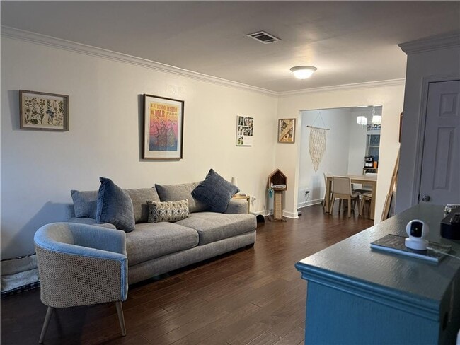 Building Photo - 265 Winding River Dr