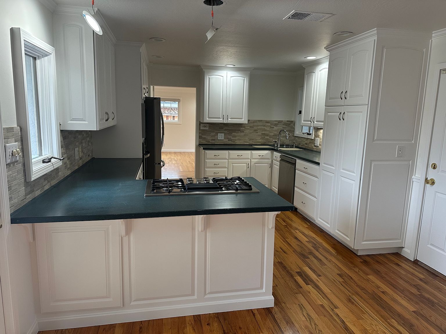 Building Photo - 575 Modoc Ct