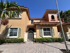 Building Photo - 2279 Anchor Ct