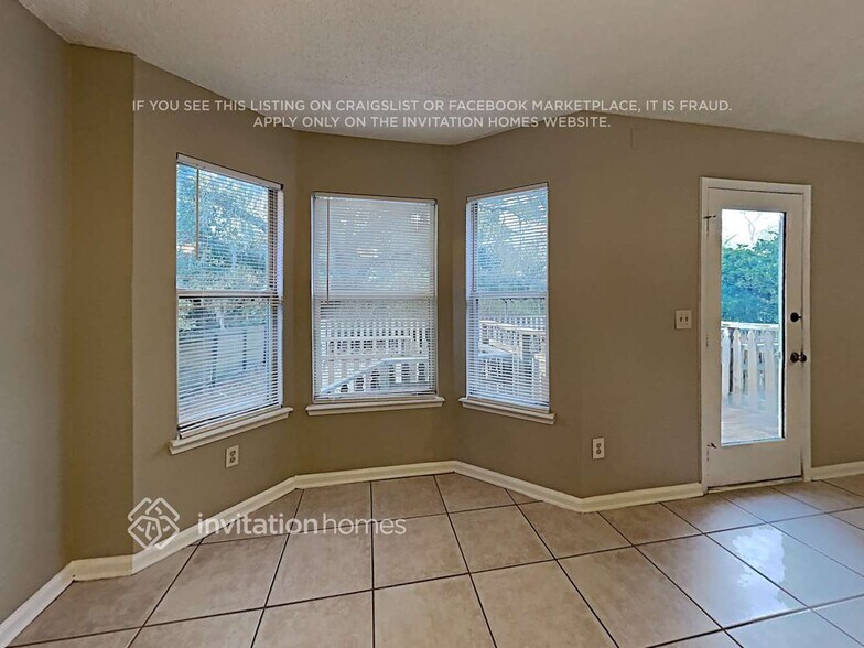 Building Photo - 1724 Chandelier Cir W