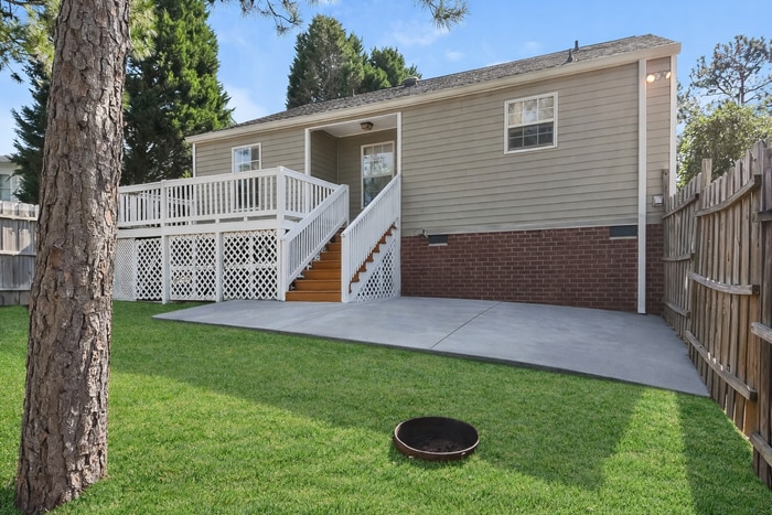 Building Photo - 80 Camp Creek Dr