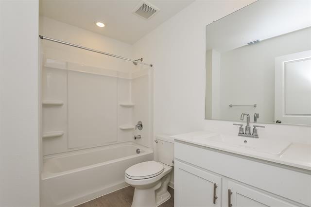 Building Photo - 2721 Mistwood Dr