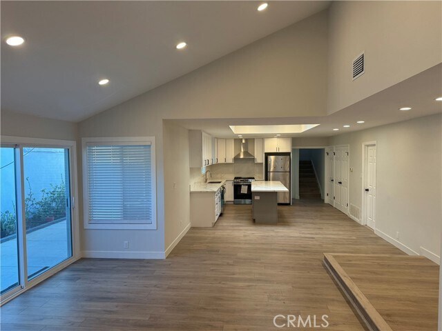 Building Photo - 3714 S Parton St