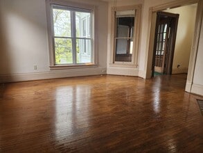 Building Photo - 346w4th