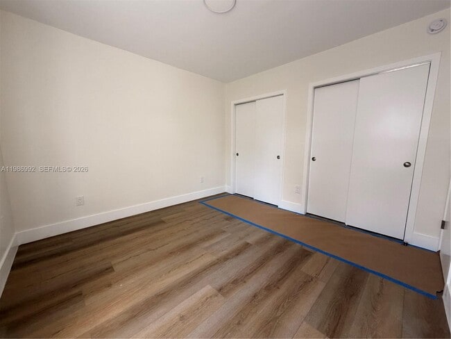 Building Photo - 1904 SW 17th Ave