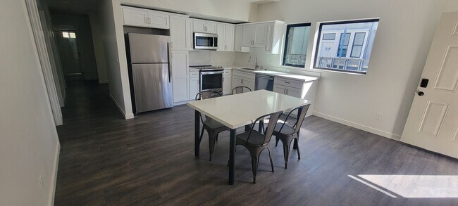 Building Photo - COMING SOON-Unit B-Beds Available in Newly...