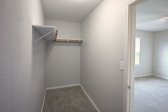 Building Photo - 458 Russian Sage