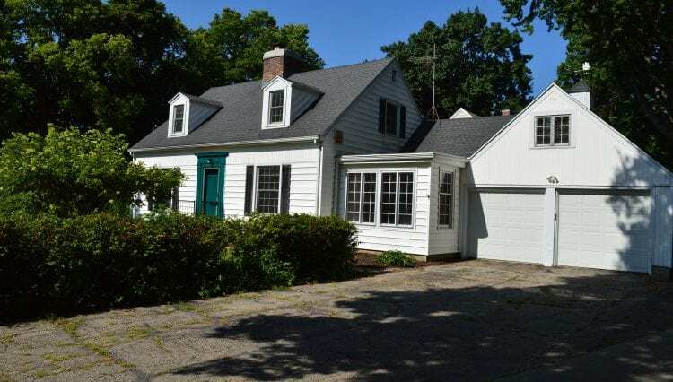 Building Photo - 201 Warner Dr