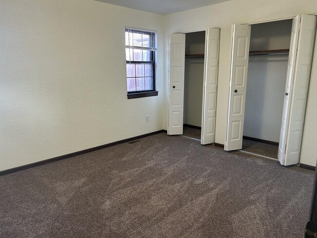 Building Photo - 778 Moccasin Trail