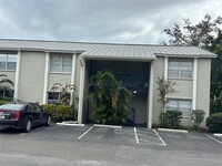 Building Photo - 306 S Habana Ave