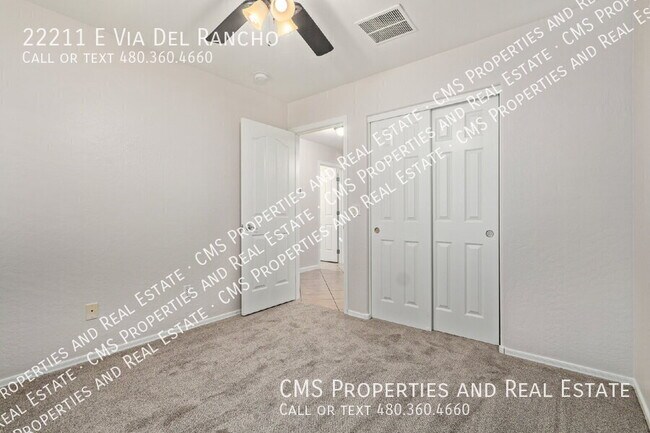 Building Photo - 22211 E Via del Rancho