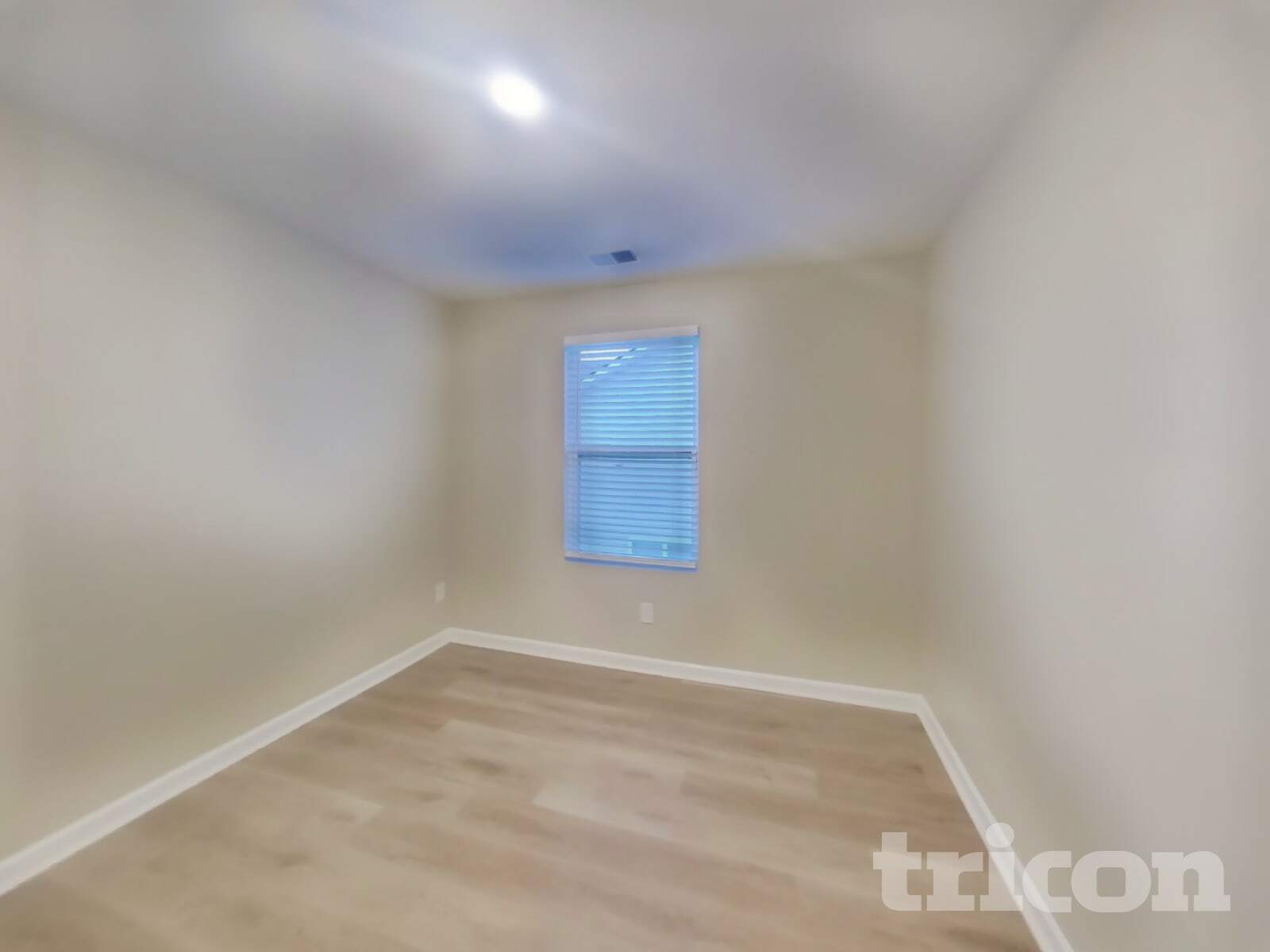 Building Photo - 1013 Pepper Stone Dr