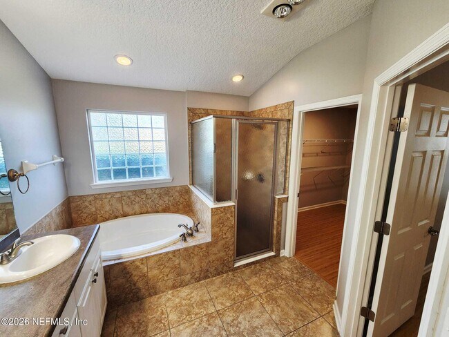 Building Photo - 529 Casa Sevilla Ave