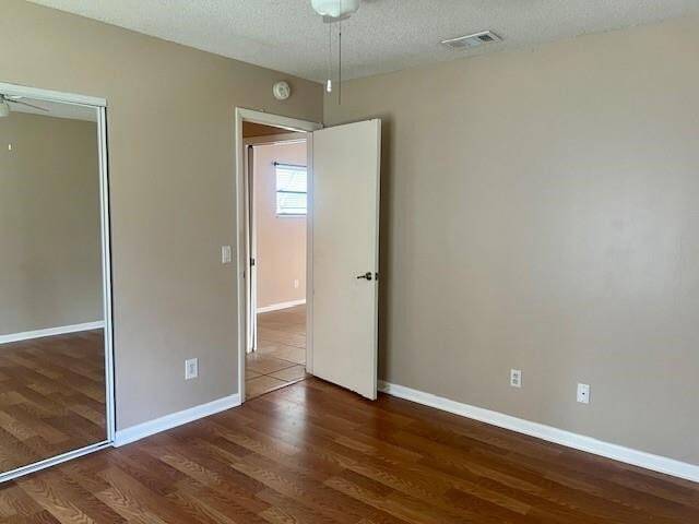 Building Photo - 1132 Breezy Way