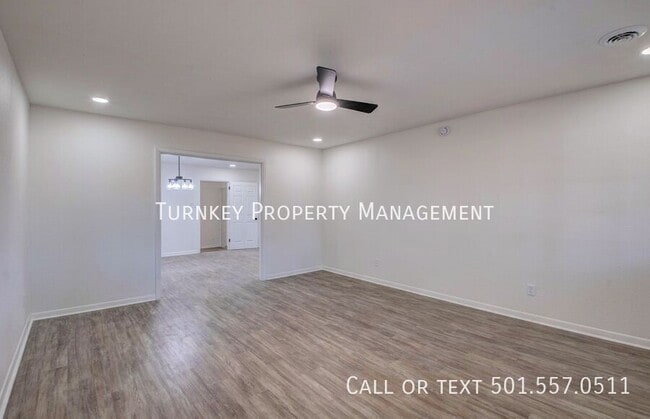 Building Photo - 5821 Freeland Dr