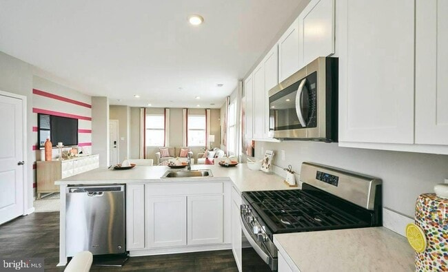 Building Photo - 511 Wood Duck Dr