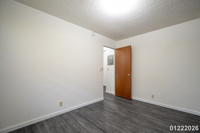 Building Photo - 94-707-707 Kamalo St