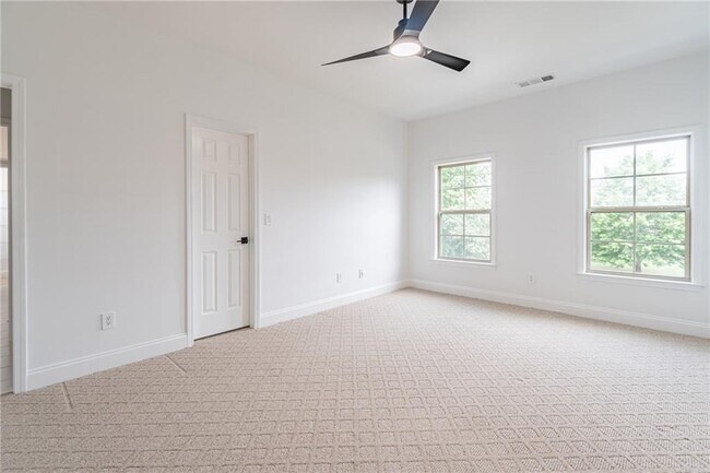 Building Photo - 764 Morganton Dr