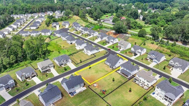 Building Photo - 3695 Andover St