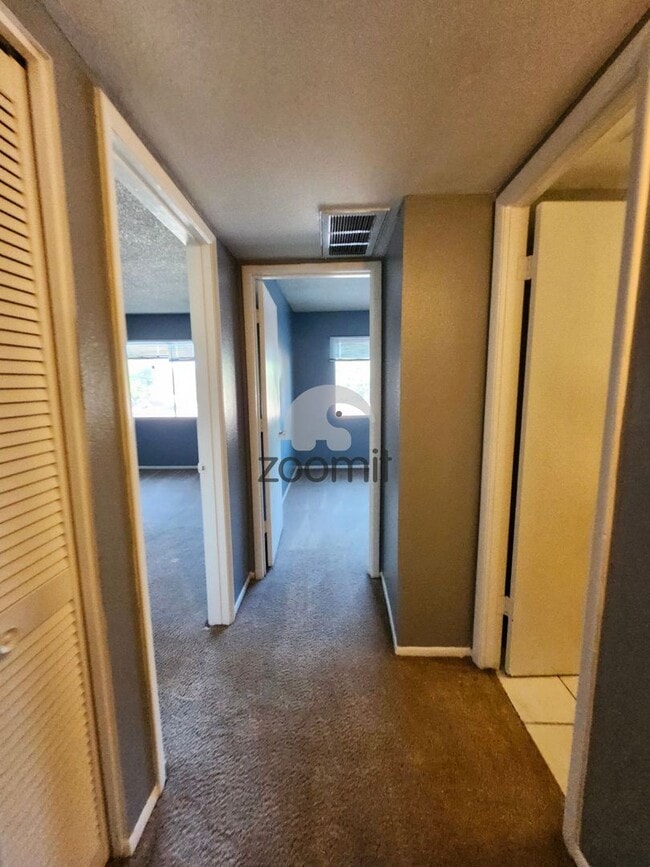 Building Photo - 4264 N 68th Dr